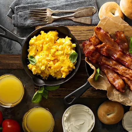 Mightytwice Hotel 4*